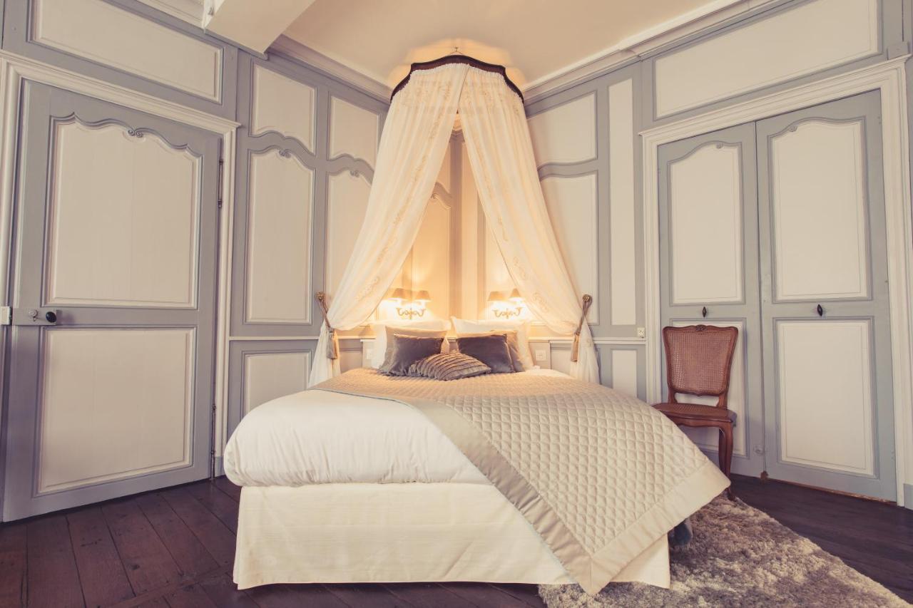 פואטייה La Maison De La Liberte Suite Jeanne Barret מראה חיצוני תמונה