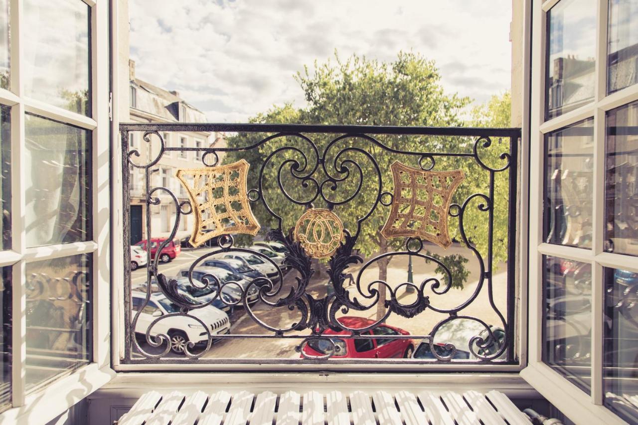 פואטייה La Maison De La Liberte Suite Jeanne Barret מראה חיצוני תמונה