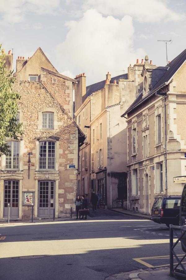 פואטייה La Maison De La Liberte Suite Jeanne Barret מראה חיצוני תמונה